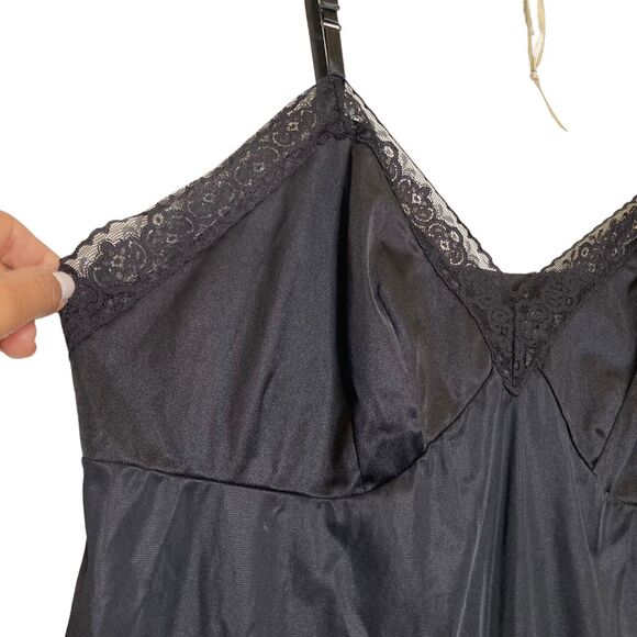 Vanity Fair Laced Trim Dress Slip Full Nylon Size 40 Lingerie Black Adjustable - Picture 4 of 9